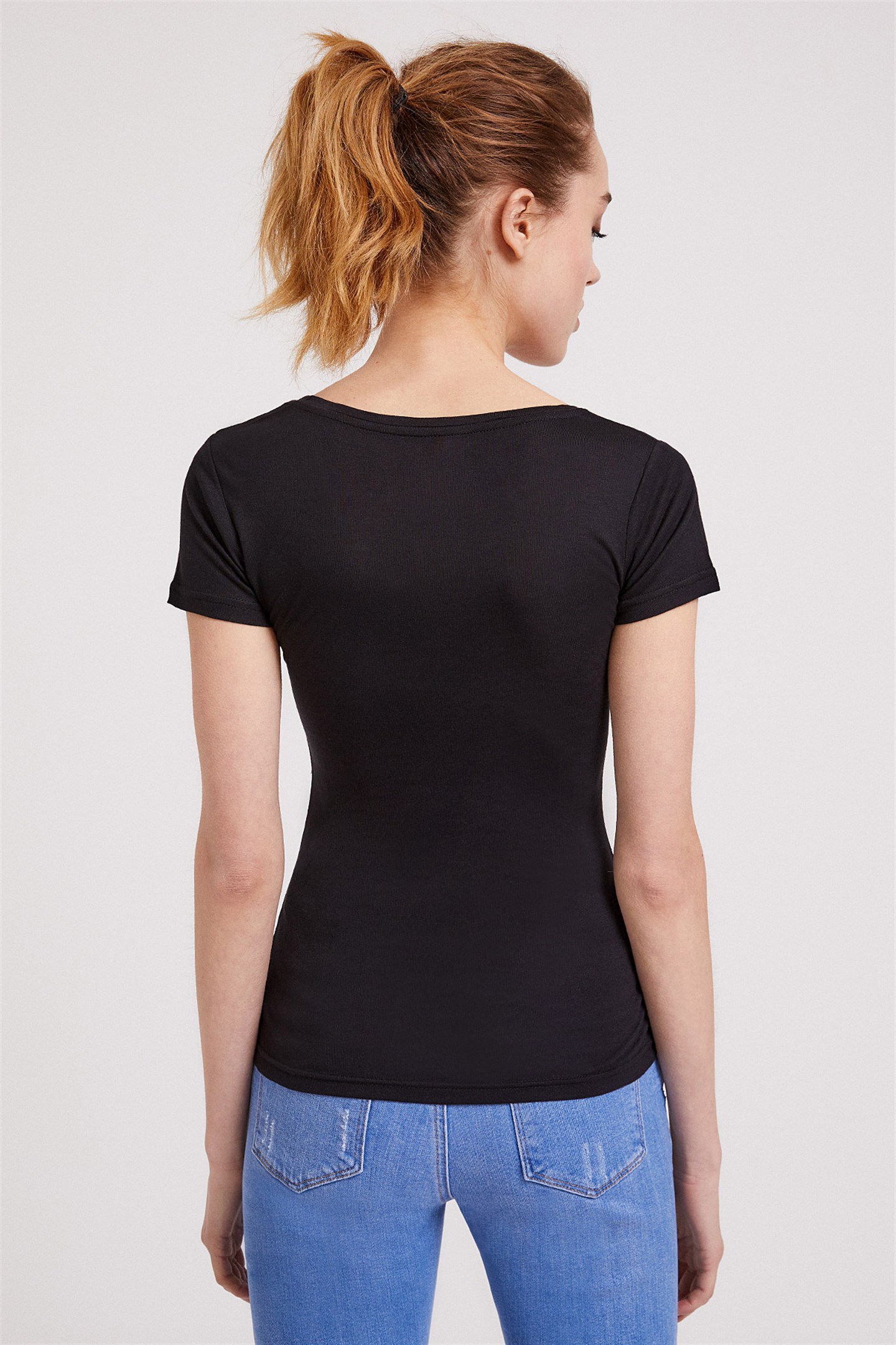 Lee Cooper Love Kadın V Yaka T-Shirt Siyah. 4