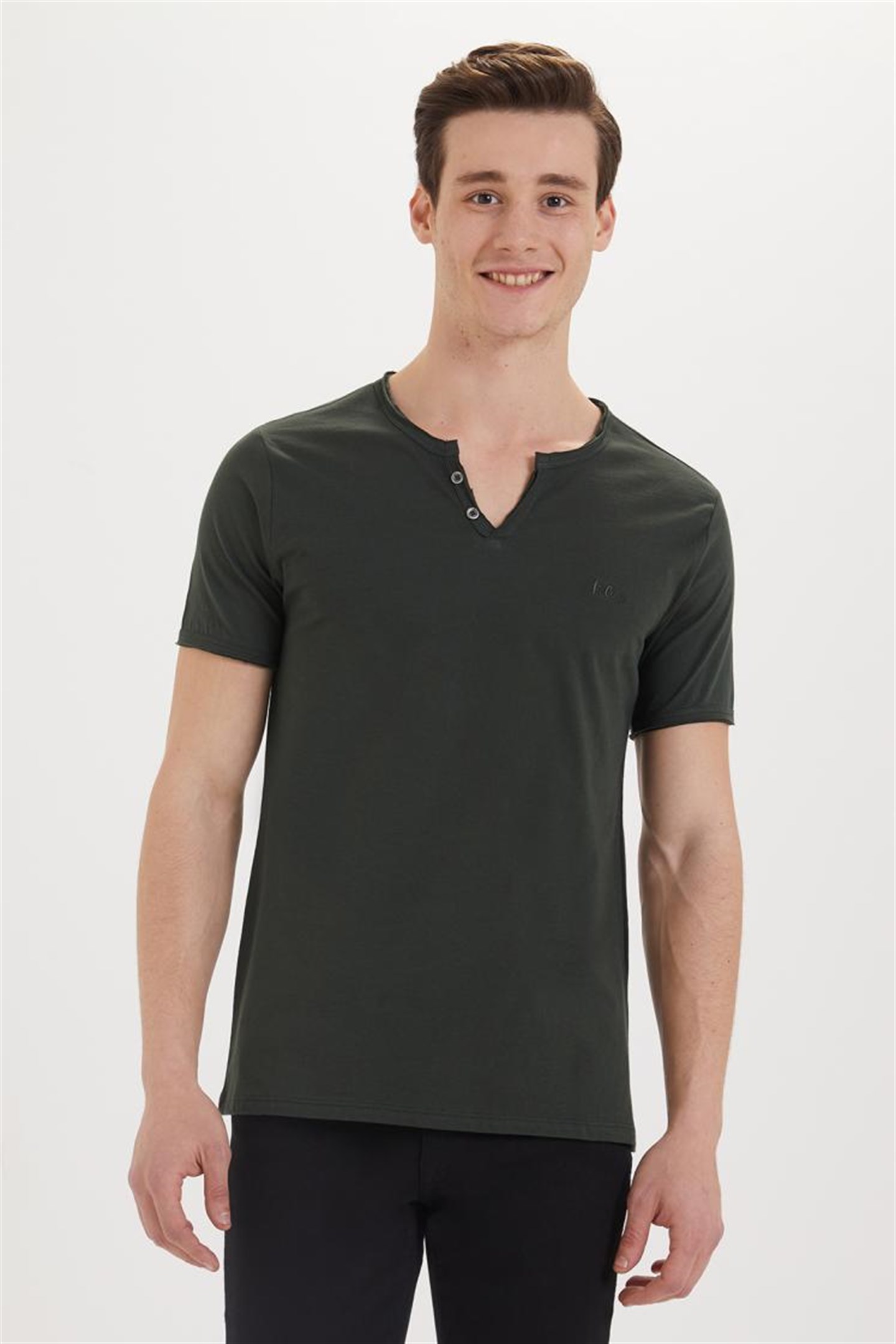 Lee Cooper Target Erkek V Yaka Patlı T-Shirt Koyu Yeşil. 2